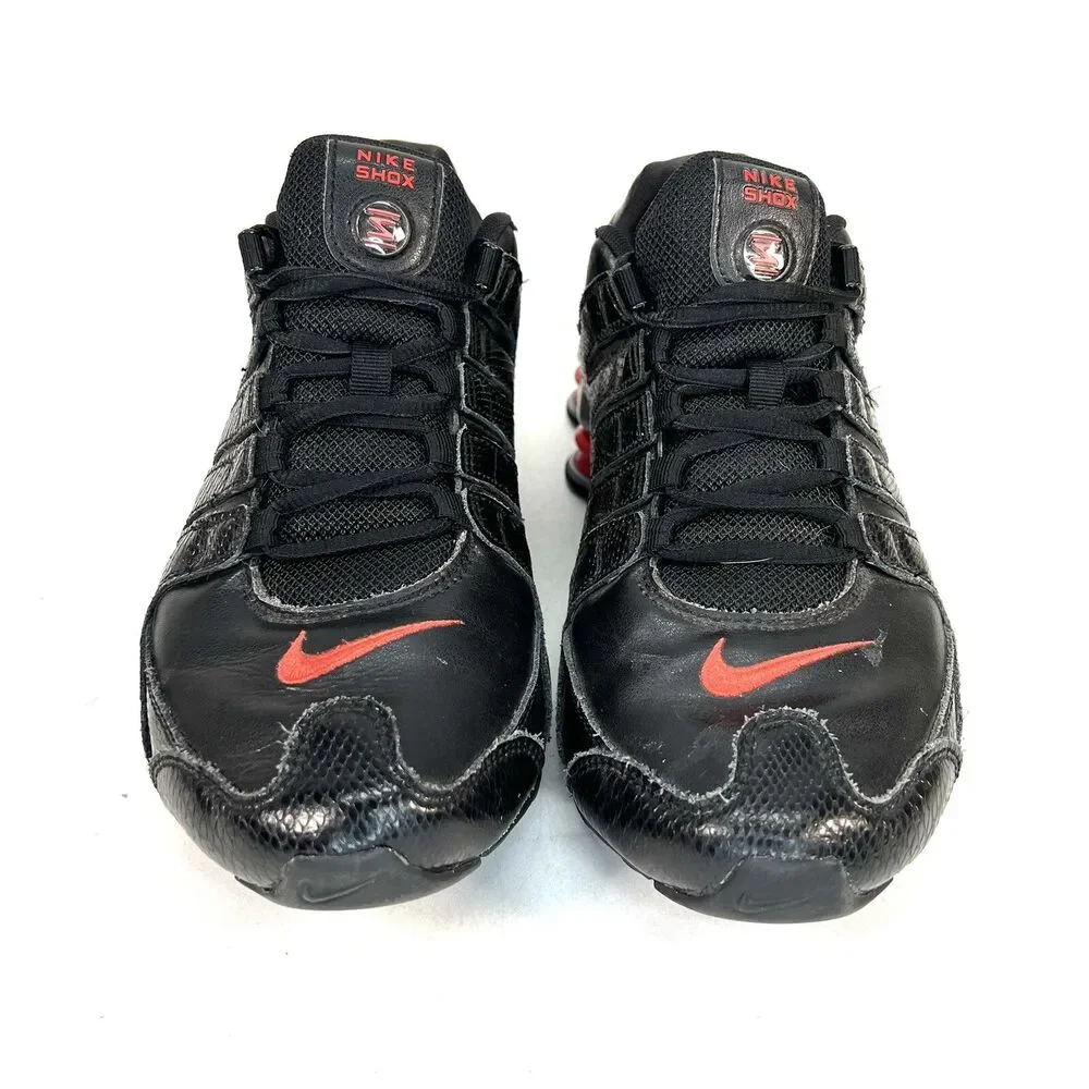 NIKE Womens Size 10 Shox NZ Black Snakeskin Leather with Red 2012 488312-017